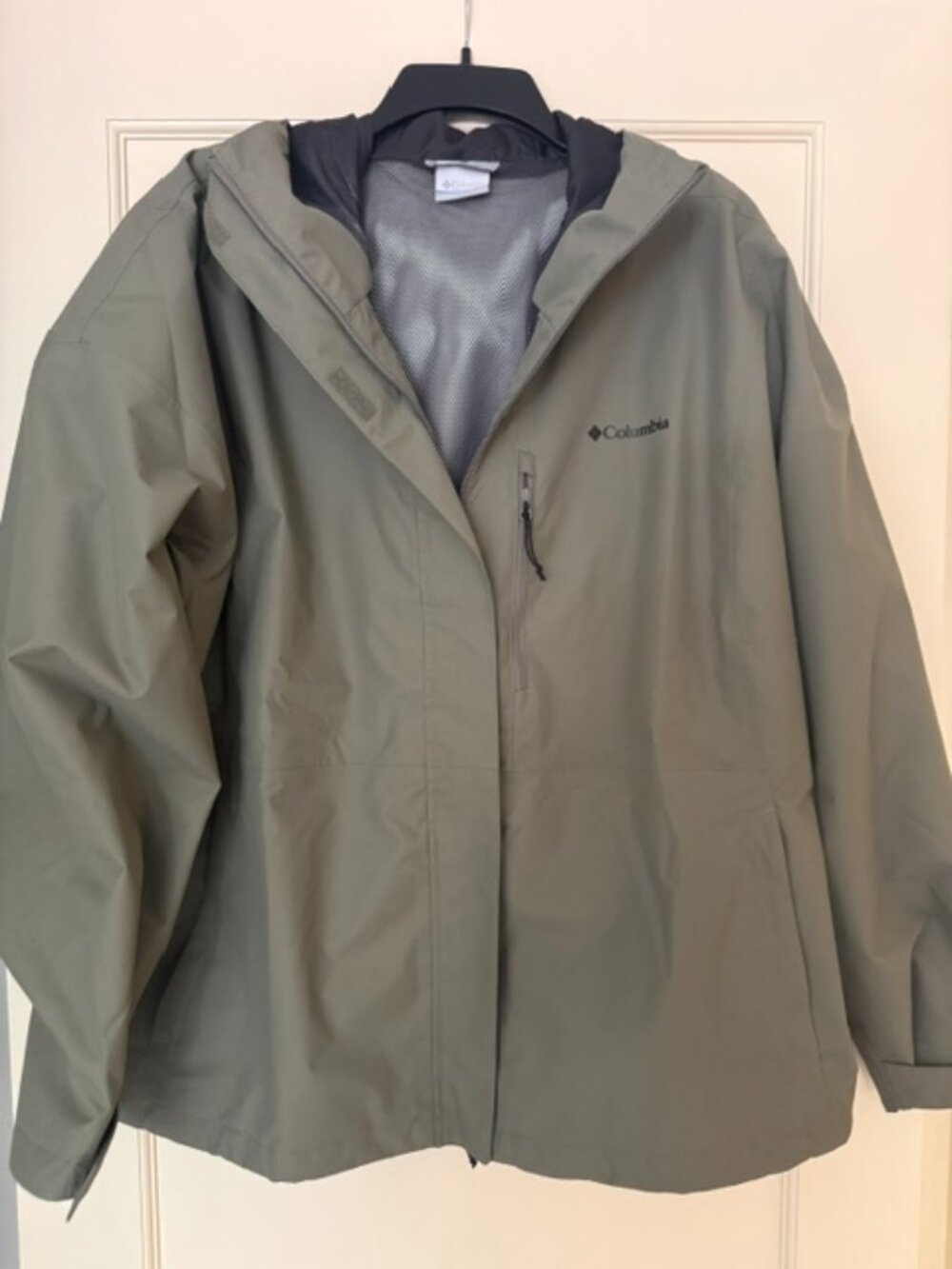 Columbia  Hikebound II Rain Jacket - Women's Size 2X